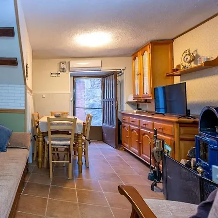 La Pinara Holiday home La Adrada